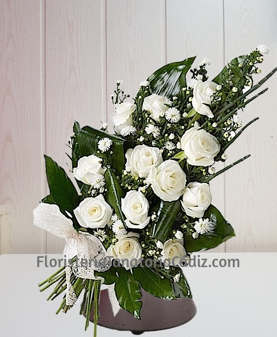 Ramo funerario 12 rosas blancas para tanatorio envio urgente