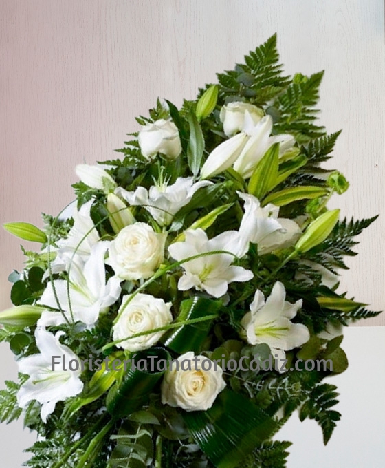 Flores con envío urgente a los tanatorios de Cádiz